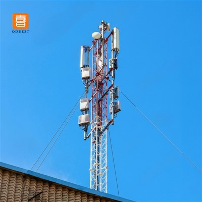Menara Gelombang Mikro Telekomunikasi 4 Kaki
